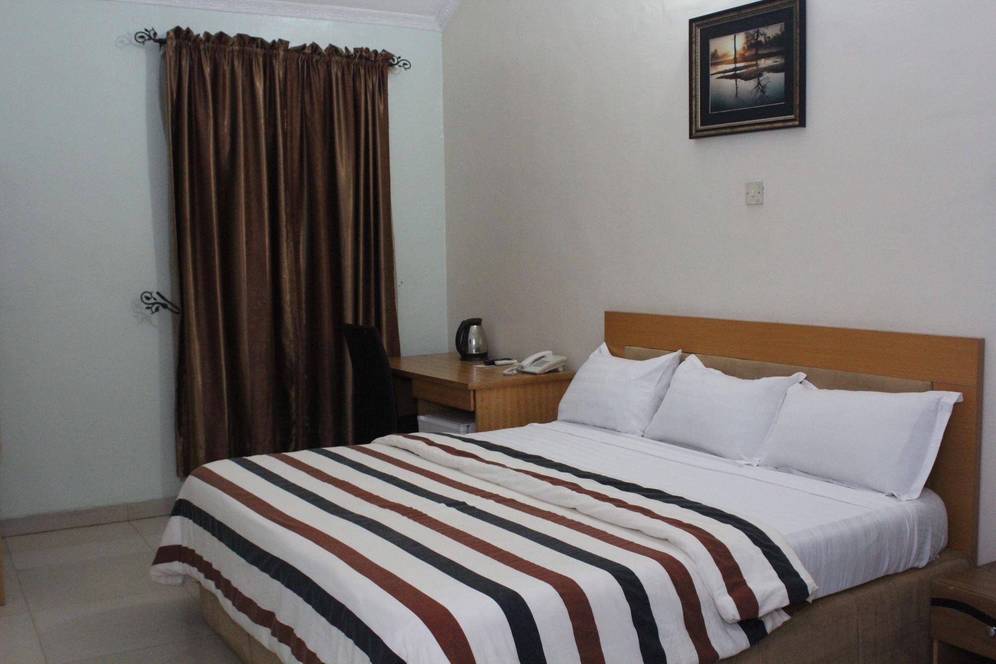 Maryland Bluespring Hotel מראה חיצוני תמונה