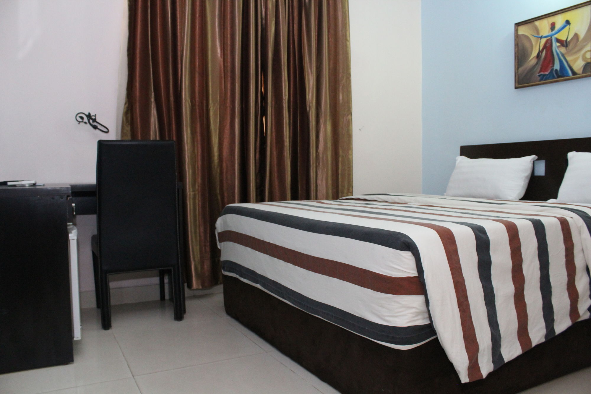 Maryland Bluespring Hotel מראה חיצוני תמונה
