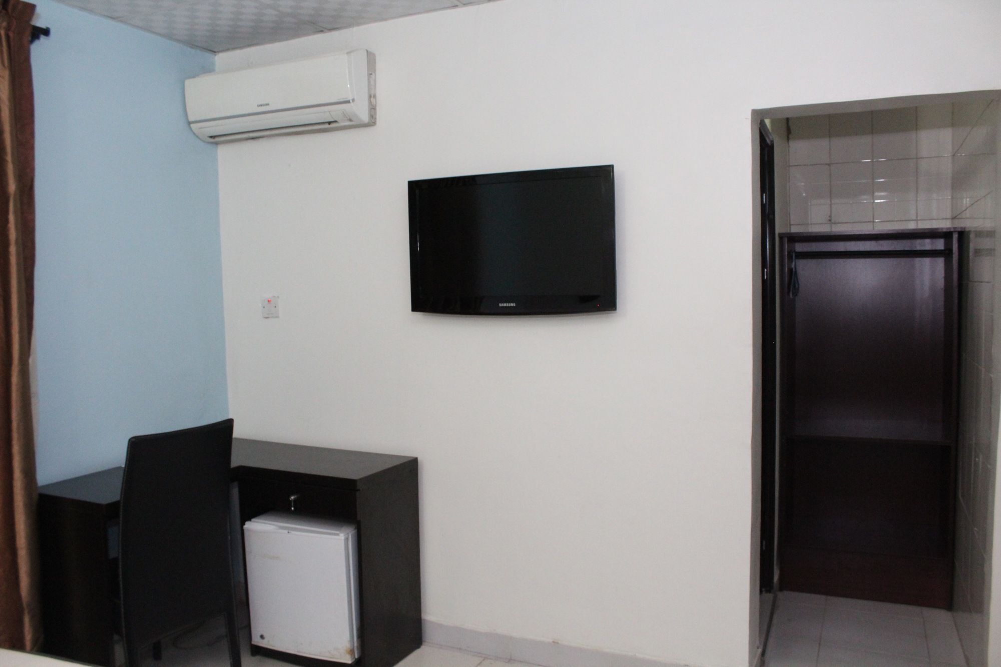 Maryland Bluespring Hotel מראה חיצוני תמונה