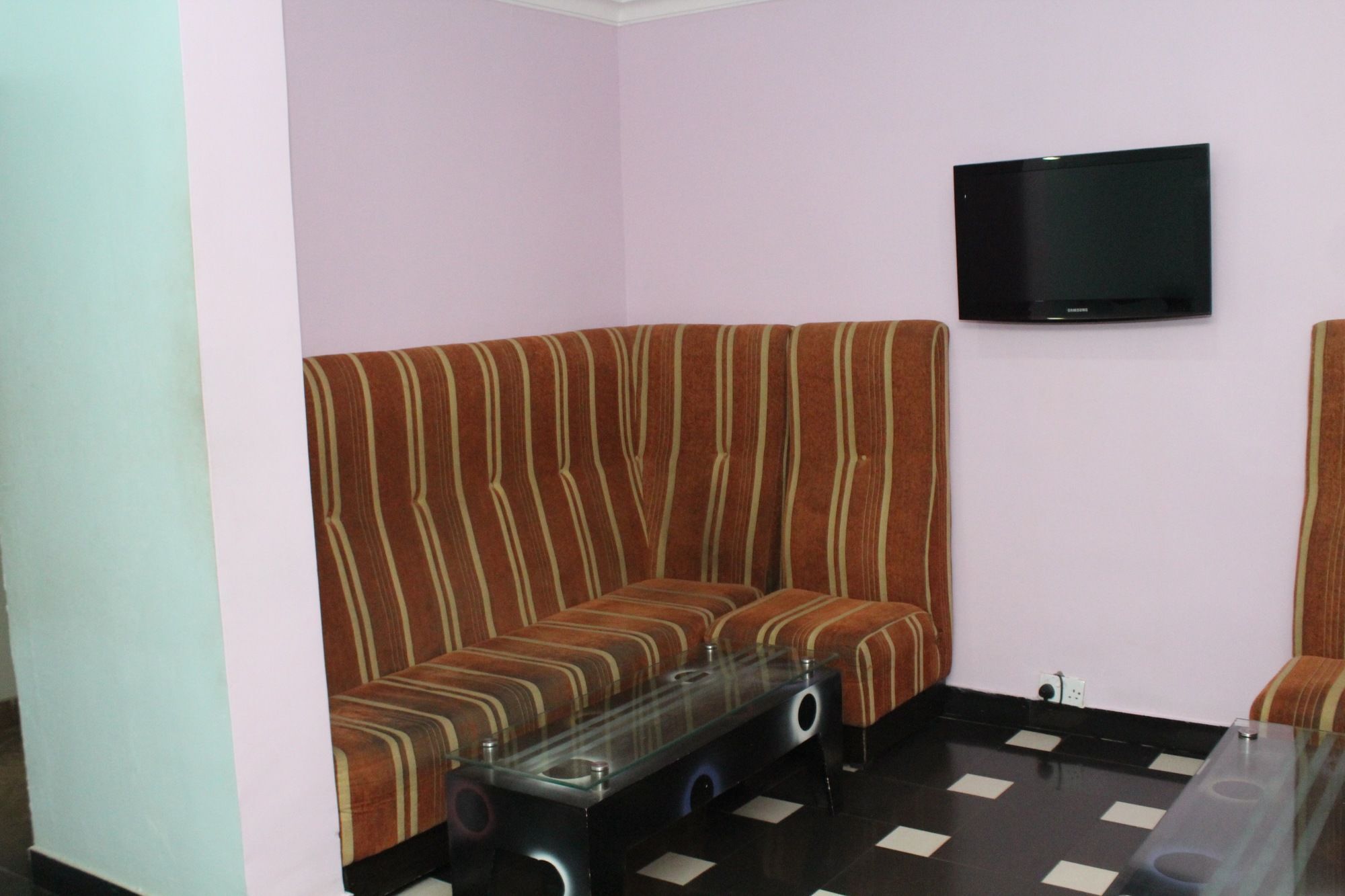 Maryland Bluespring Hotel מראה חיצוני תמונה